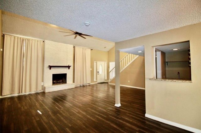 4701 Spring Lane, Baytown, TX 77521