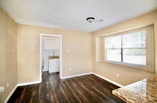 4701 Spring Lane, Baytown, TX 77521