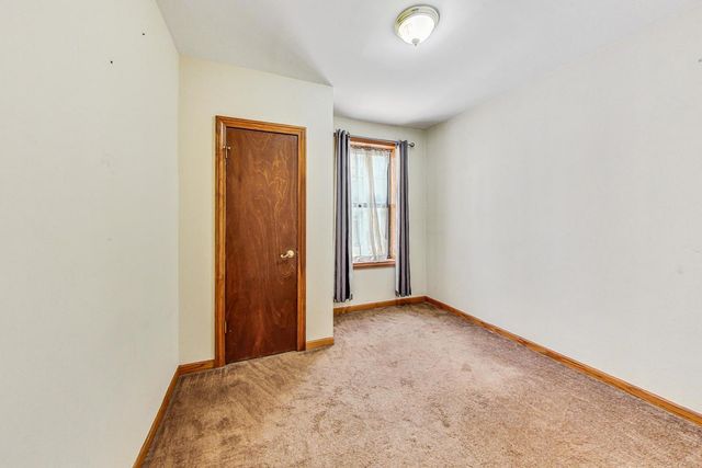 838 N STATE Street 2, Chicago, IL 60610