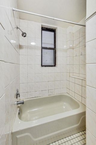 838 N STATE Street 2, Chicago, IL 60610