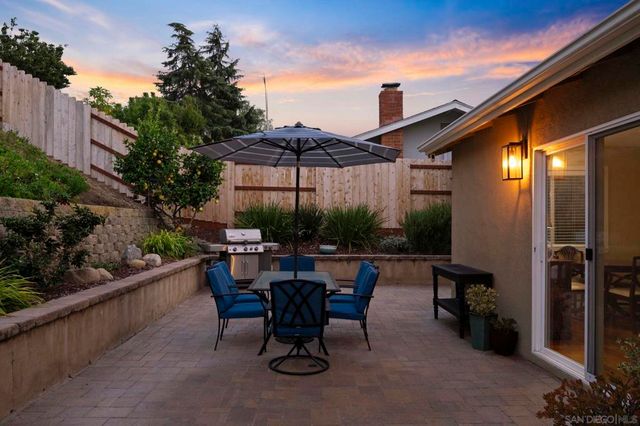 12623 Mustang Dr, Poway, CA 92064