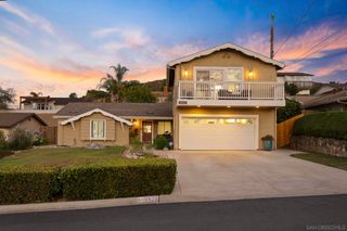 12623 Mustang Dr, Poway, CA 92064