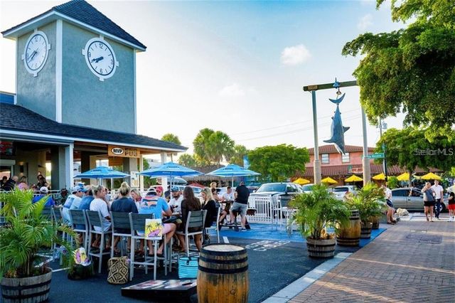 6318 GRAND OAK CIRCLE 201, Bradenton, FL 34203