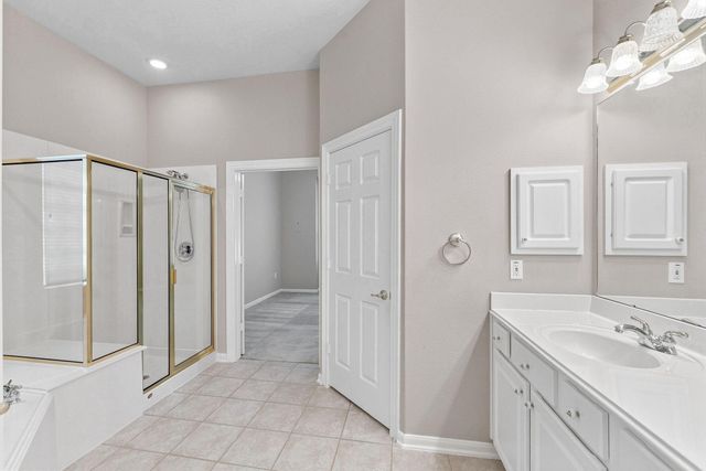 23 S Belfair Place, The Woodlands, TX 77382