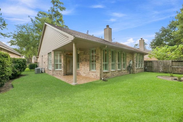 23 S Belfair Place, The Woodlands, TX 77382