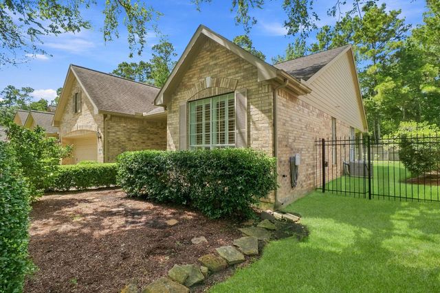 23 S Belfair Place, The Woodlands, TX 77382
