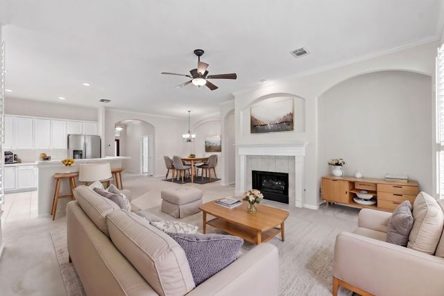 23 S Belfair Place, The Woodlands, TX 77382