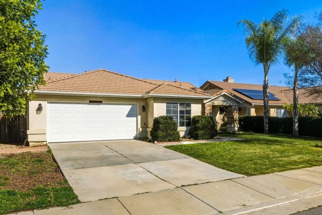 31628 Loire, Winchester, CA 92596