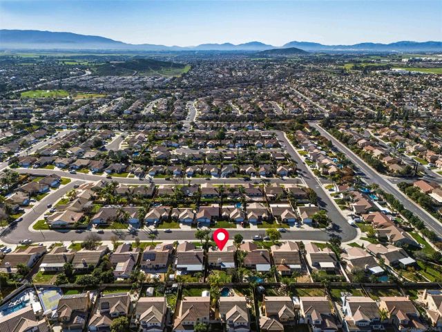 31628 Loire, Winchester, CA 92596