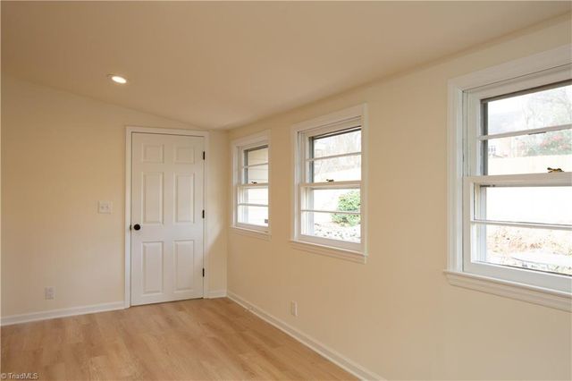 1411 Chelsea Street, Winston-salem, NC 27103