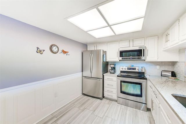 2593 COUNTRYSIDE BOULEVARD 7206, Clearwater, FL 33761