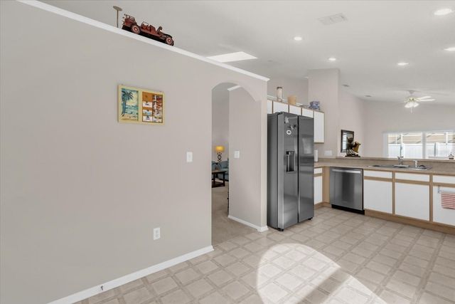 1154 BLOOMINGDALE DRIVE, Davenport, FL 33897