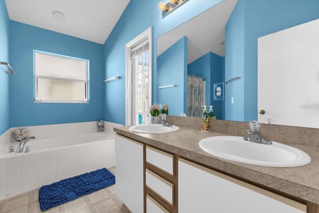 1154 BLOOMINGDALE DRIVE, Davenport, FL 33897