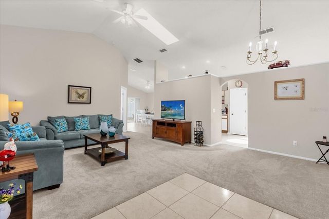 1154 BLOOMINGDALE DRIVE, Davenport, FL 33897