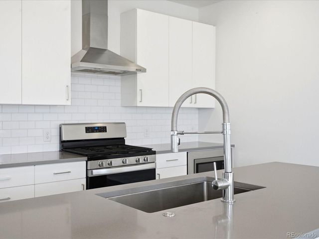 1898 S Bannock Street 305, Denver, CO 80223