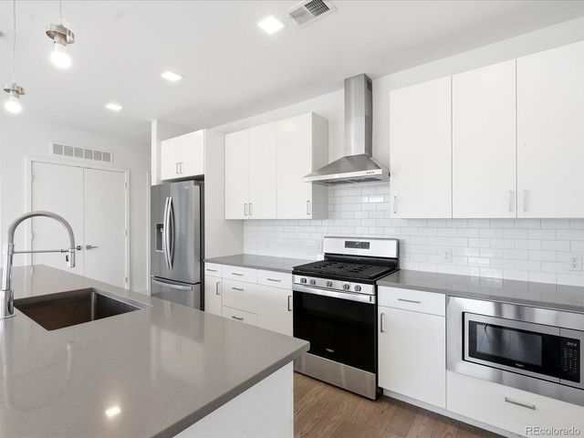 1898 S Bannock Street 305, Denver, CO 80223
