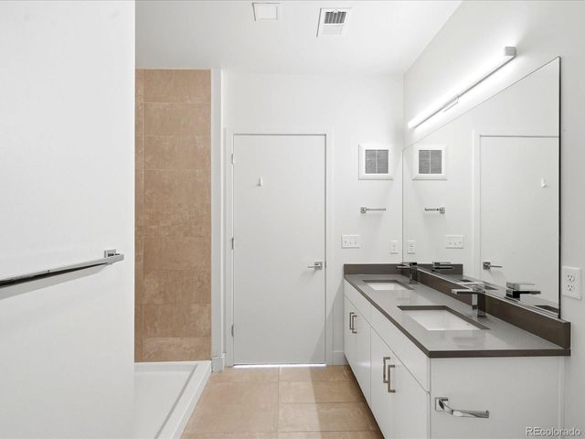 1898 S Bannock Street 305, Denver, CO 80223