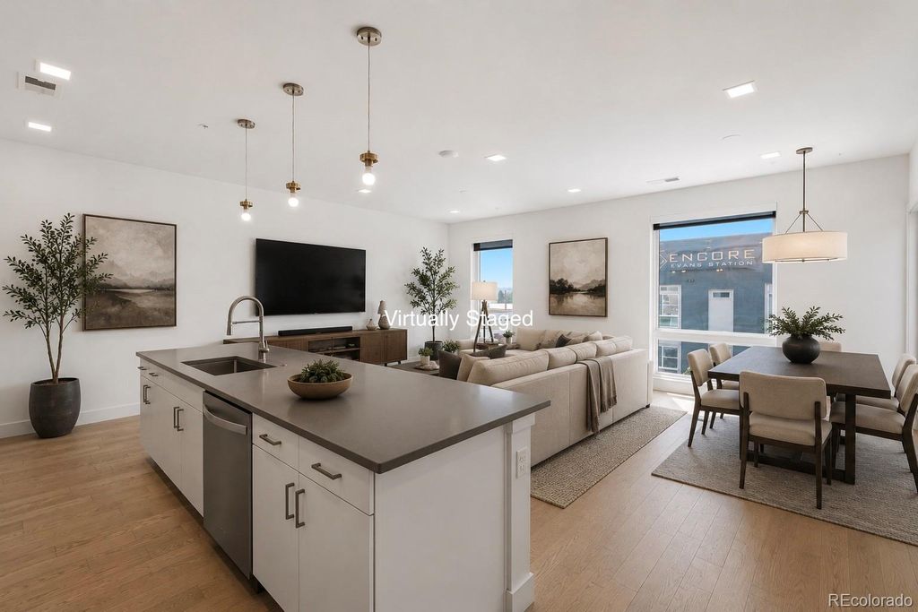 1898 S Bannock Street 305, Denver, CO 80223