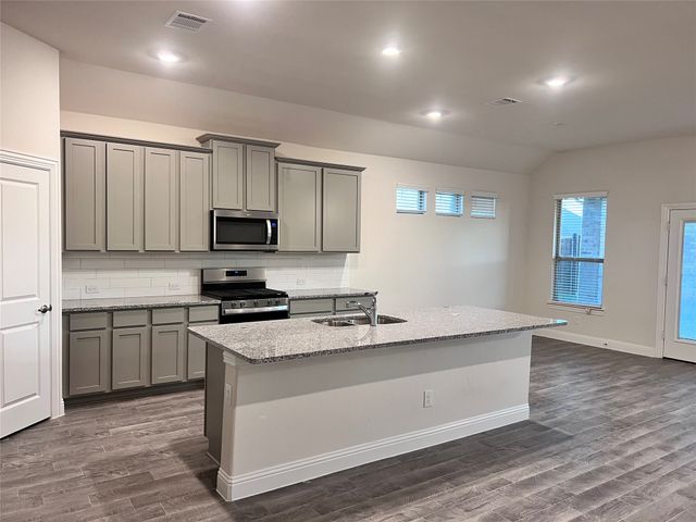 9729 Daisy Mae, Aubrey, TX 76227