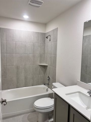 9729 Daisy Mae, Aubrey, TX 76227