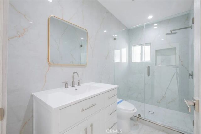 1832 N Alexandria Avenue, Los Angeles, CA 90027