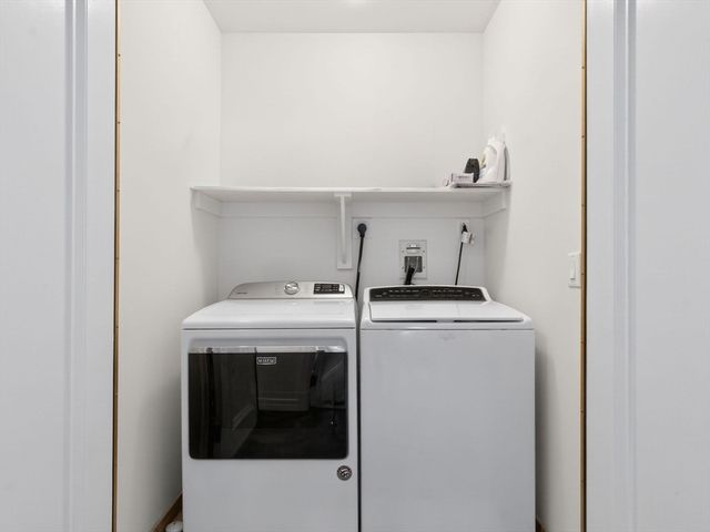 1 Avery St 24B, Boston, MA 02111