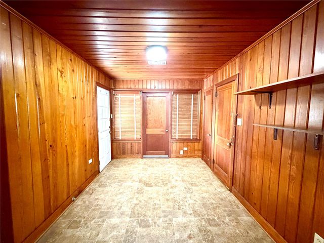 1104 Marie Street, Brenham, TX 77833