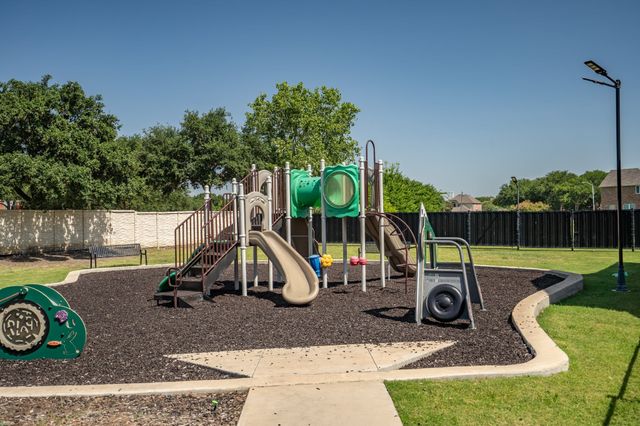 257 Jones Street, Irving, TX 75063