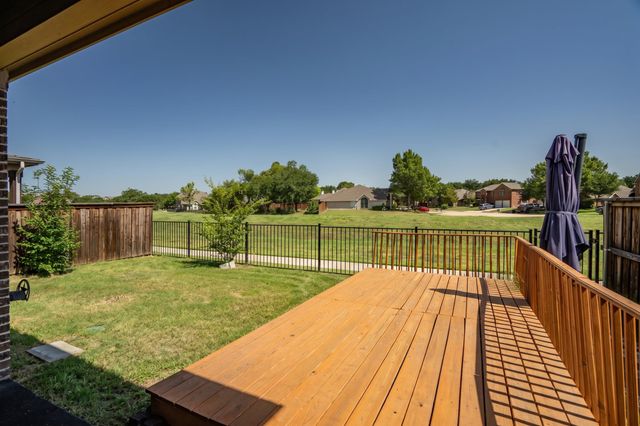 257 Jones Street, Irving, TX 75063