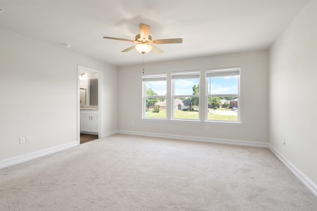 257 Jones Street, Irving, TX 75063