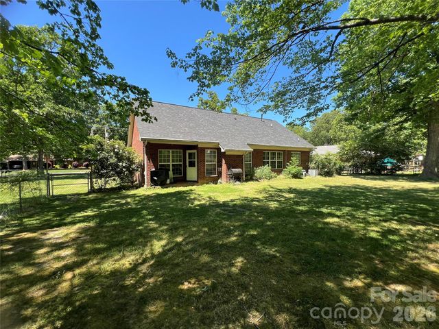 2102 Wilson Avenue, Monroe, NC 28110