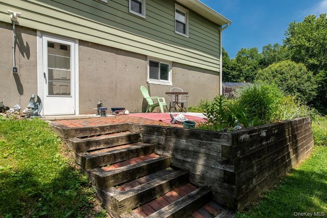 89 Ardmore Drive, Wappingers Falls, NY 12590