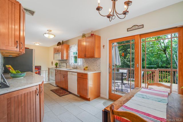 26 Bowdoin Lane, Wappingers Falls, NY 12590