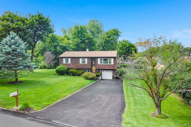 26 Bowdoin Lane, Wappingers Falls, NY 12590
