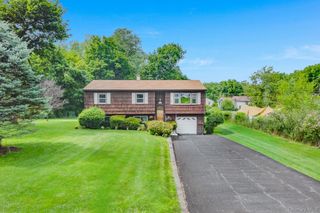 26 Bowdoin Lane, Wappingers Falls, NY 12590