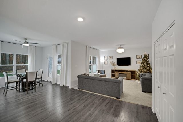 7375 E 120th Place, Crown Point, IN 46307