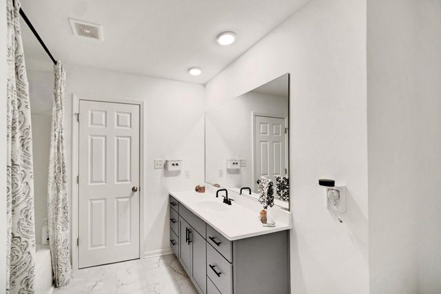 7375 E 120th Place, Crown Point, IN 46307