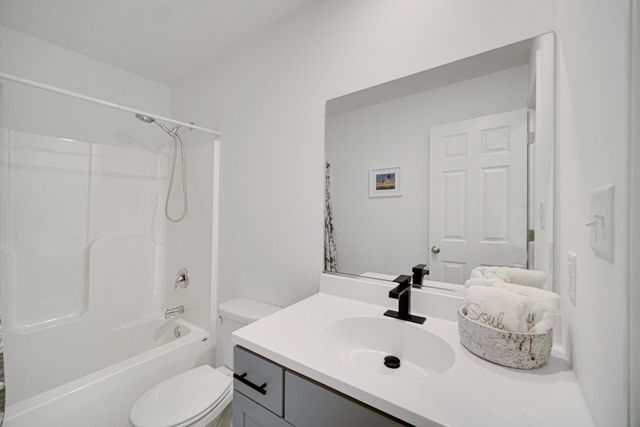 7375 E 120th Place, Crown Point, IN 46307