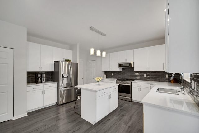 7375 E 120th Place, Crown Point, IN 46307