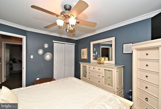 32 STRATTON LN, Sewell, NJ 08080