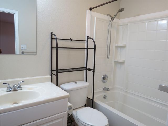 6803 Rearden RD, Austin, TX 78745
