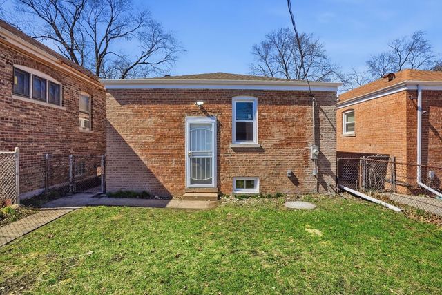 9919 S Peoria Street, Chicago, IL 60643