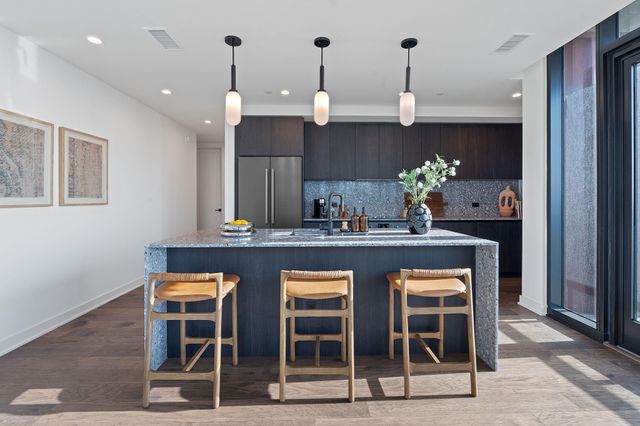 84 East Ave 1506, Austin, TX 78701