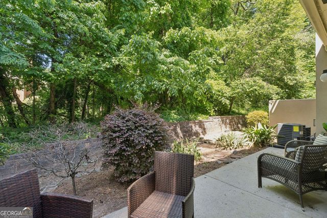 5611 Brooke Ridge Drive, Atlanta, GA 30338