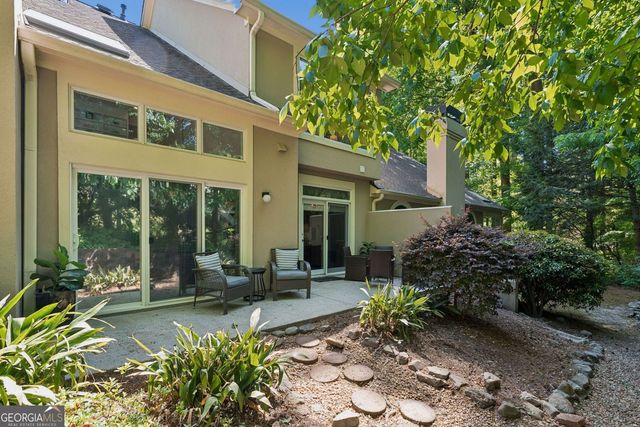 5611 Brooke Ridge Drive, Atlanta, GA 30338