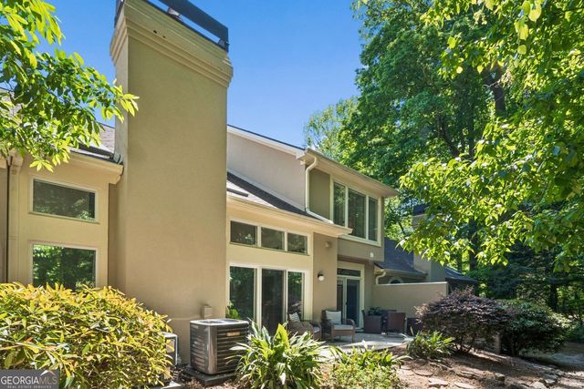 5611 Brooke Ridge Drive, Atlanta, GA 30338