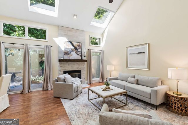 5611 Brooke Ridge Drive, Atlanta, GA 30338