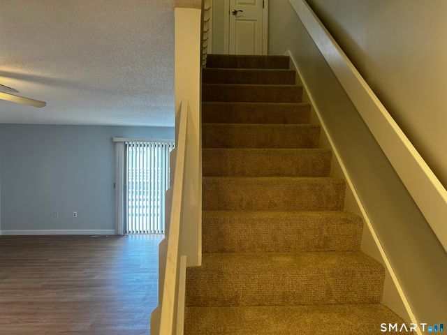 151 Wynwood Drive 151, Enfield, CT 06082