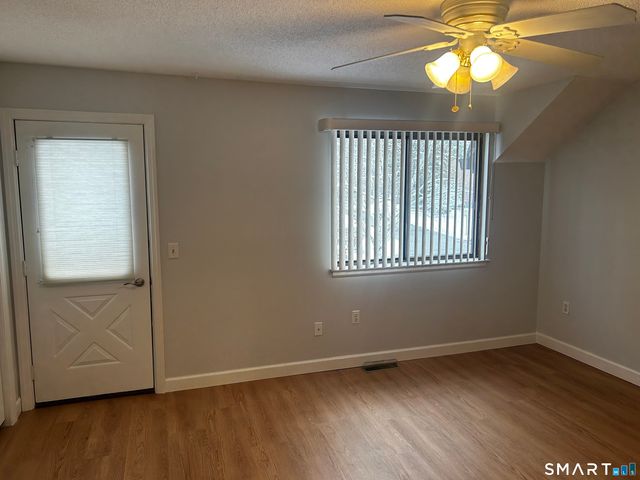 151 Wynwood Drive 151, Enfield, CT 06082