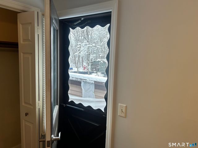 151 Wynwood Drive 151, Enfield, CT 06082